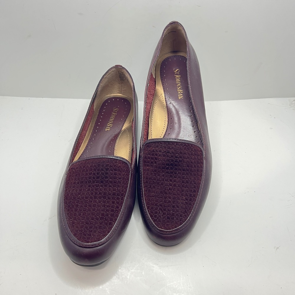 St Johns Bay Womens Burgundy Leather Mixed Media Loafers Flats 8.5W Vintage